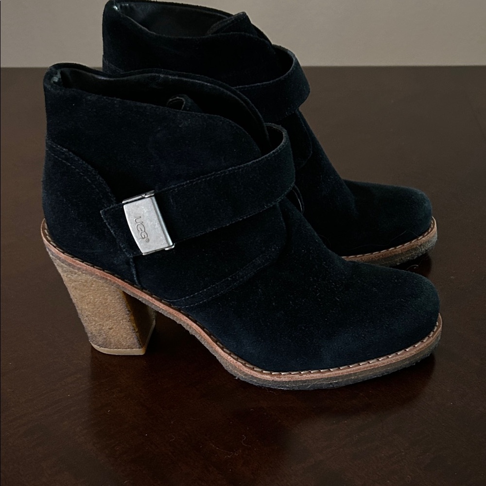UGG Black Suede buckle Heeled Boots